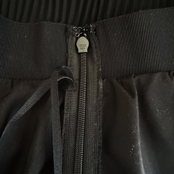 NEW! Rachel Roy Accordion Pleated Chiffon Mini Skirt Black, Size M - Picture 7 of 9